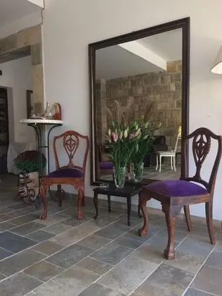 Belgrade Hills Villa and Suites - Lobi
