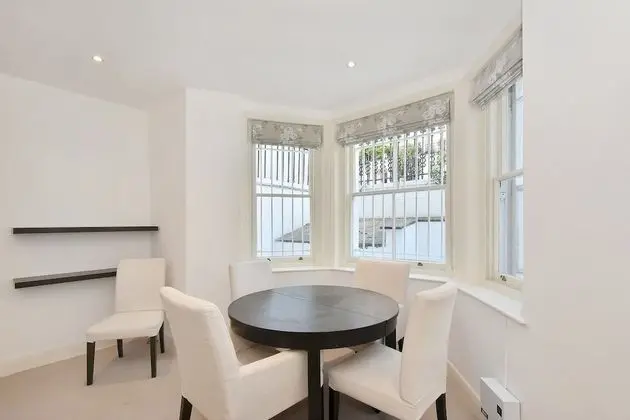 Belgravia Apartments - Cathcart Road - Oda Düzeni