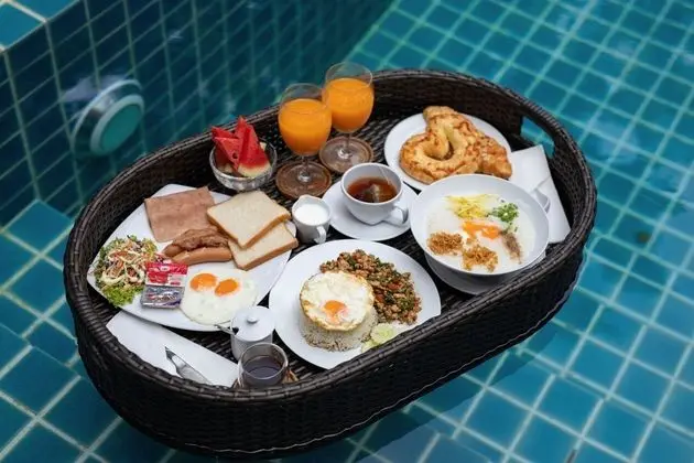 The Bell Airport Phuket Hotel - Havuz