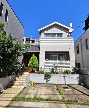 Bell House