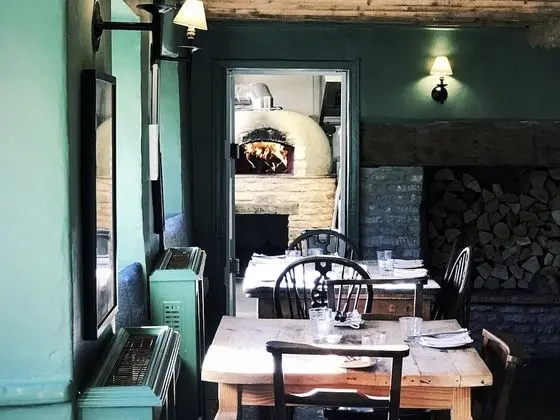 The Bell Inn - Yerinde Yemek