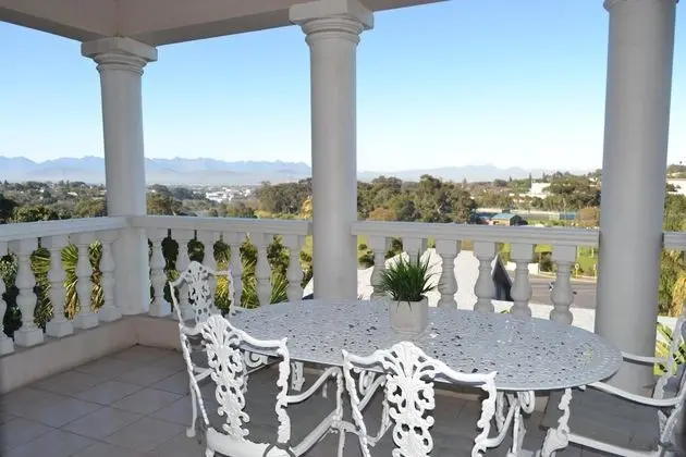 Bell Rosen Guesthouse