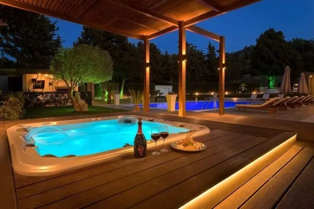 Bella Foresta Villa - Spa