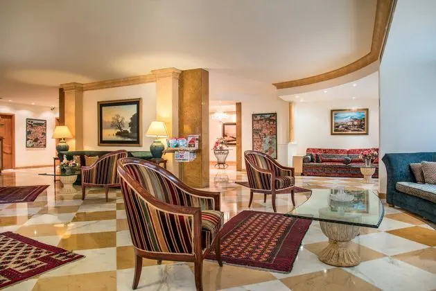 Bella Riva Hotel - Lobi