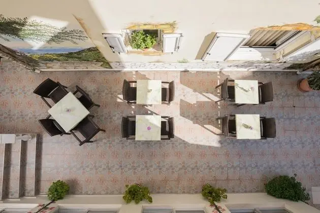 Bella Vista Beach Hotel and Studios - Dış Mekan