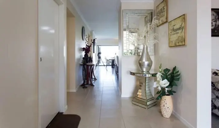 Bella Vista of Raby Bay Bed & Breakfast - İç Mekan