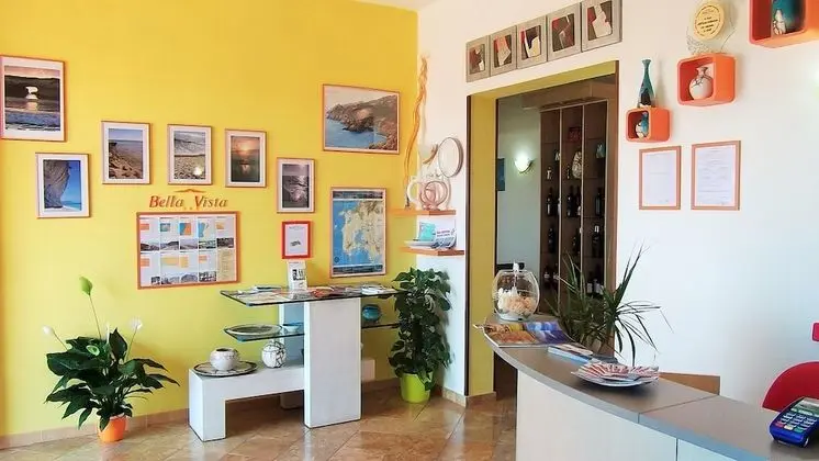 Hotel Bella Vista S'Archittu - Lobi