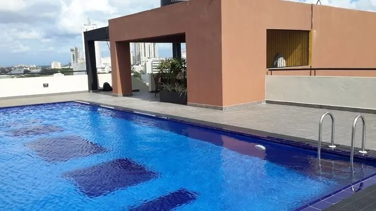 BellaVista Apartments at Cornish Colombo - Havuz