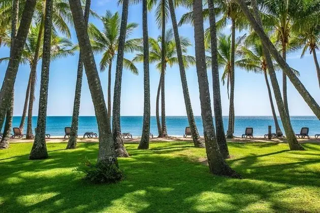 Belle Escapes - Absolute Beachfront Apartment in Alamanda Resort 21 - Dış Mekan