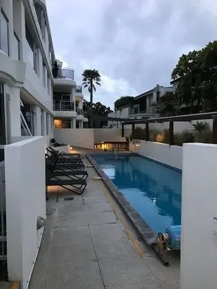 Belle Mer Beach Front Apartments - Havuz
