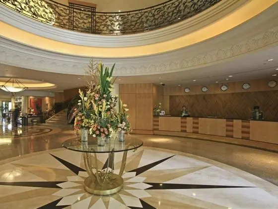 The Bellevue Manila - Lobi
