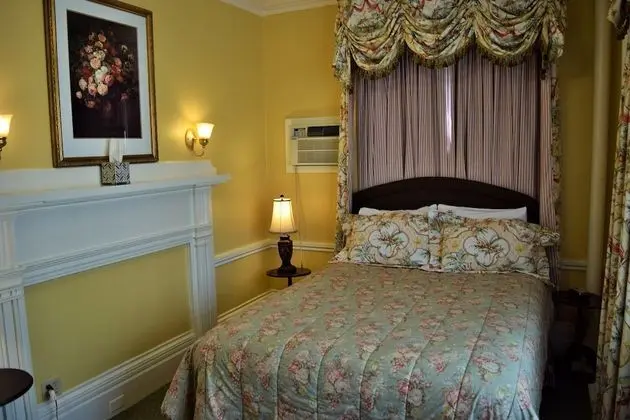 Bellevue Manor - Oda