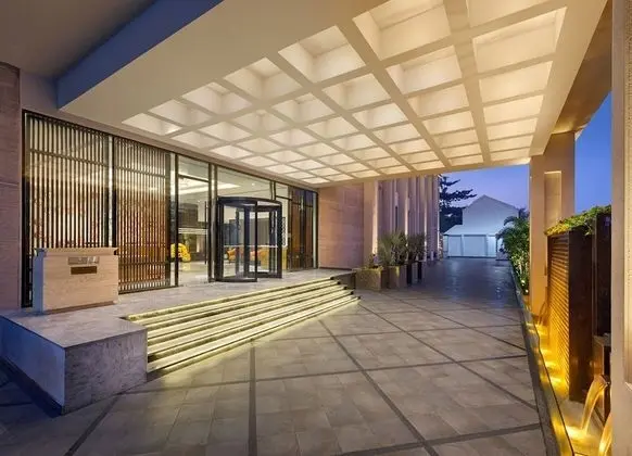 Bellevue Sarovar Portico Junagadh - Lobi