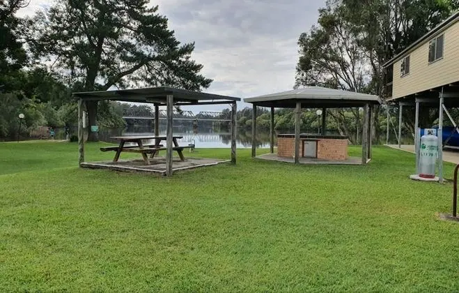 Bellinger River Tourist Park - Yerinde Yemek