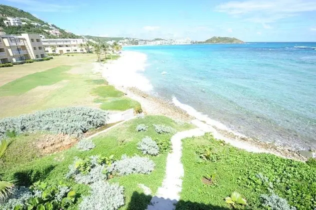Bell'Mare by Island Properties Online - Plaj