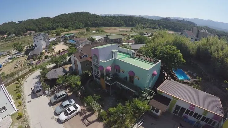 Bellus Rose Pension Hotel