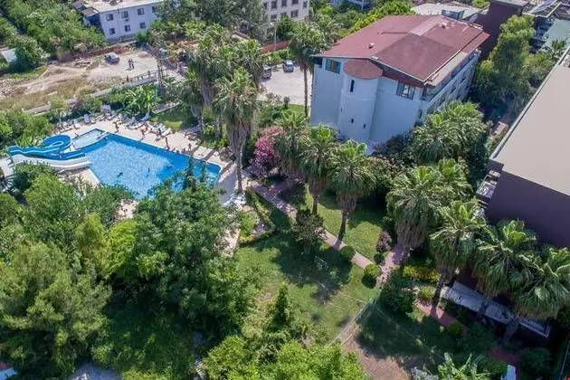 Belpoint Beach Hotel