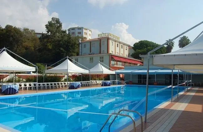 Belvedere Club Hotel