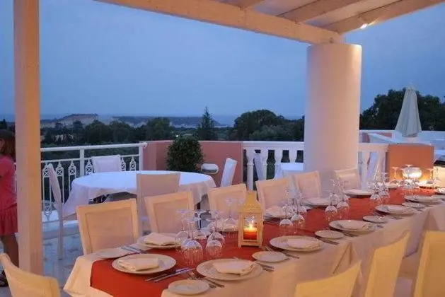 Belvedere Gerakas Lux. Suites - Yeme / İçme