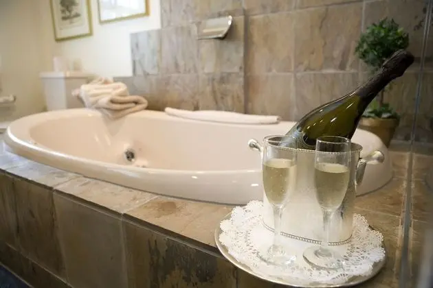 The Belvedere Inn & Restaurant - Spa