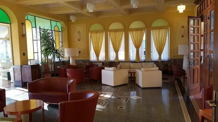 Hotel Belvedere - Lobi