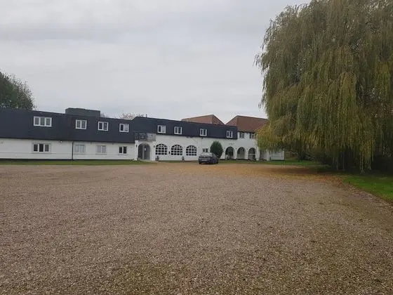 Belvoir Hotel