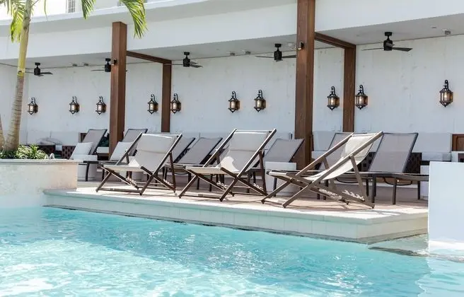 The Ben West Palm, Autograph Collection - Havuz
