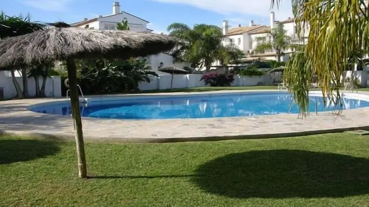 Benavista Estepona - Havuz