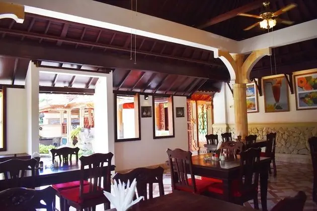Bendesa Accommodation - Yerinde Yemek