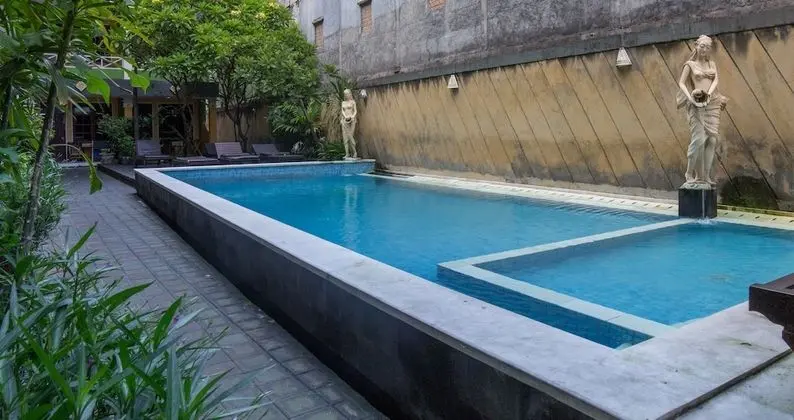 Beneyasa Beach Hotel 2