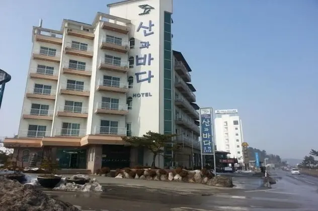 Benikea Mountain and Sea Yangyang - Dış Mekan