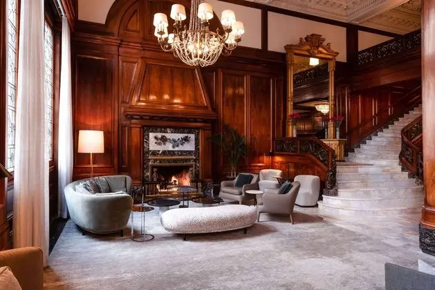 Benson Hotel - Öne Çıkan Resim