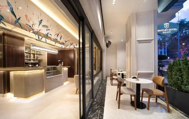 Bentley Hotel Old City - Lobi