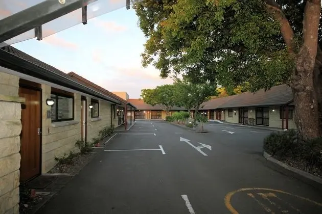 Bentleys Motor Inn