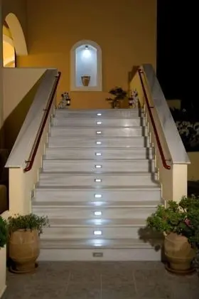 Berdoussis Hotel - İç Mekan