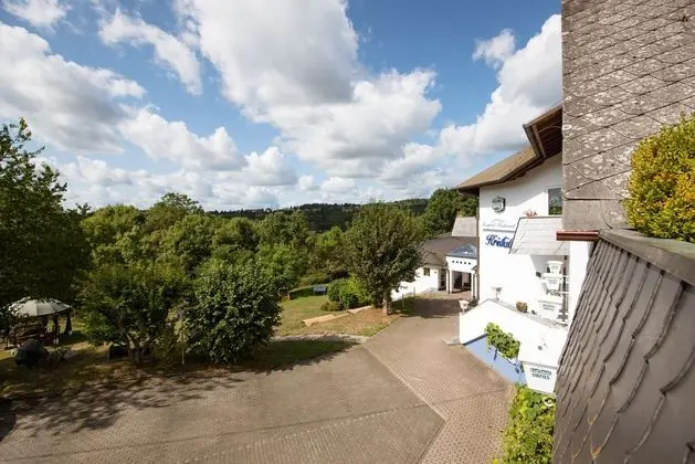 BERGHOTEL & RESTAURANT KRISTALL