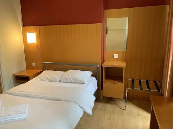 Berkeley Court Hotel - Öne Çıkan Resim
