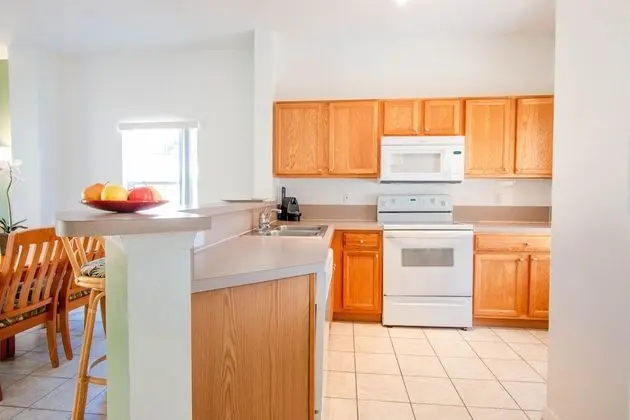Berkley Lake Townhomes - Mutfak