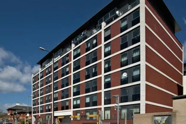 Berkshire Rooms-Slough - Dış Mekan