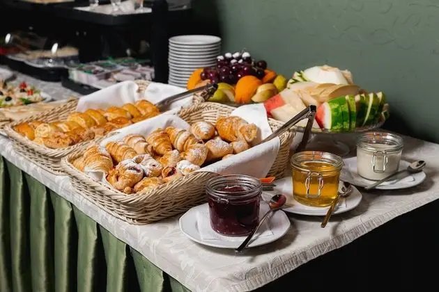 Berlin Hotel - Yerinde Yemek