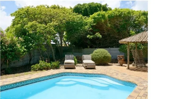 Bermuda Capri Cape Town