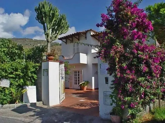 Hotel Villa Bernardina - Dış Mekan