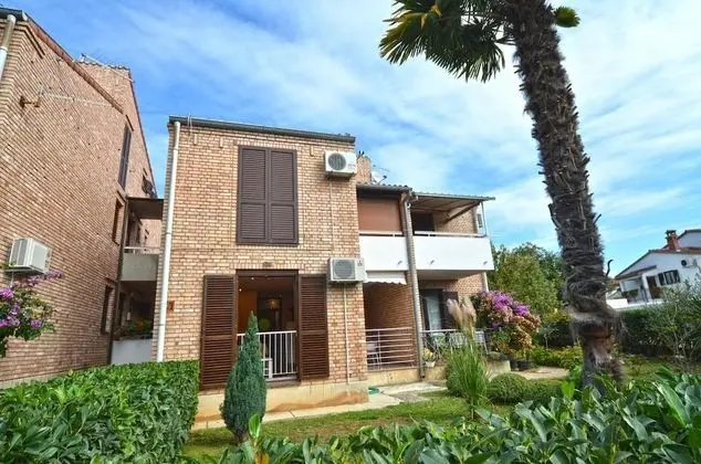 Bernardo in Rovinj With 1 Bedrooms and 1 Bathrooms