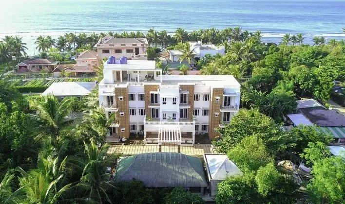 Bernardos Lantia Hotel