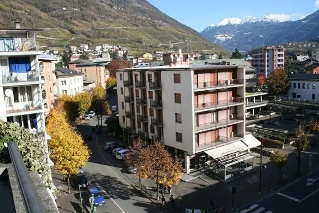 Bernina Express Rooms - Dış Mekan