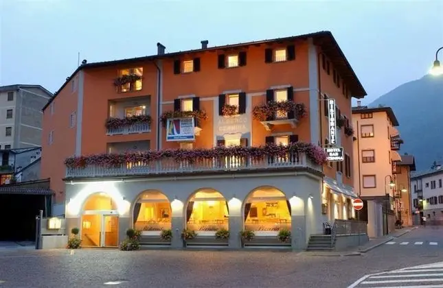 Hotel Bernina - Dış Mekan