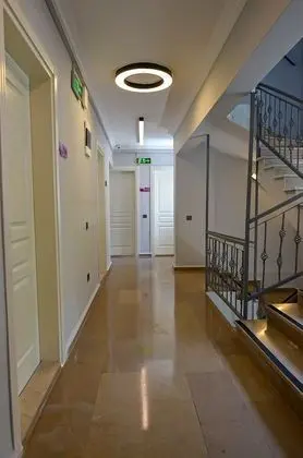 Berry Bella Hotel - Genel