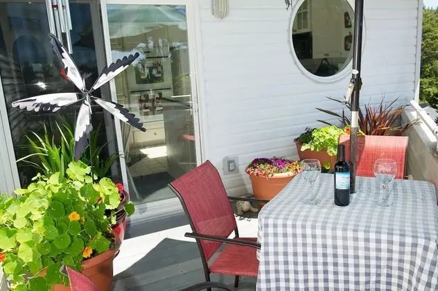 Berry Nice Beach House