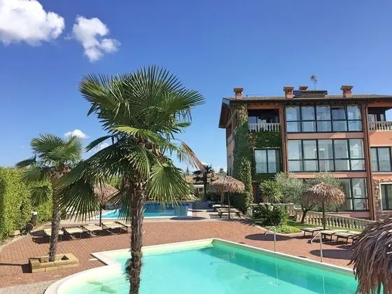 Bertoletta Village Apartments - Havuz