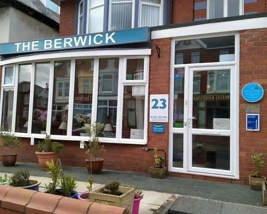 The Berwick - Over 40's Only - Öne Çıkan Resim